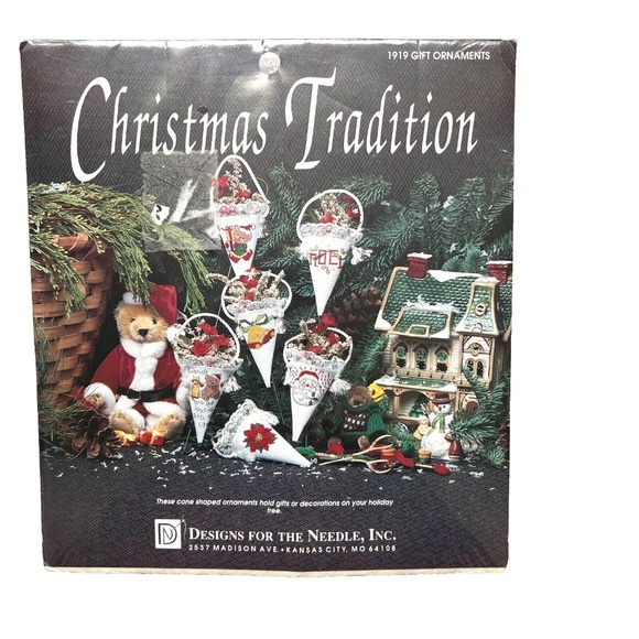 Christmas Tradition Gift ORNAMENTS Counted Cross Stitch Kit Factory Sealed 1919 - Picture 2 of 3